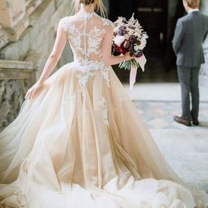 RUNWAY Ange Etoiles Wedding dress